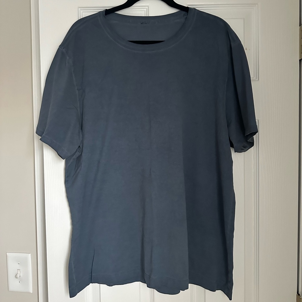 Lululemon Fundamental short sleeve shirt